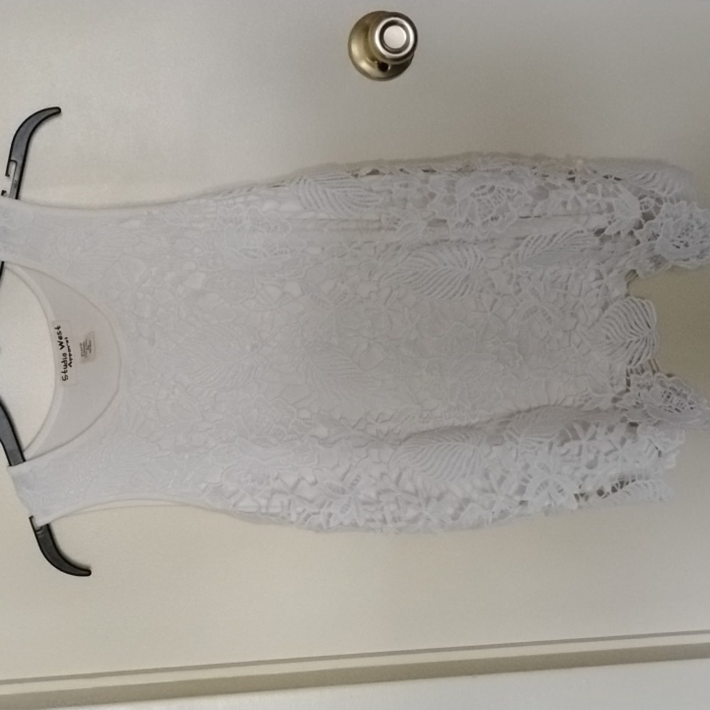 Sleeveless Crochet Cream Top